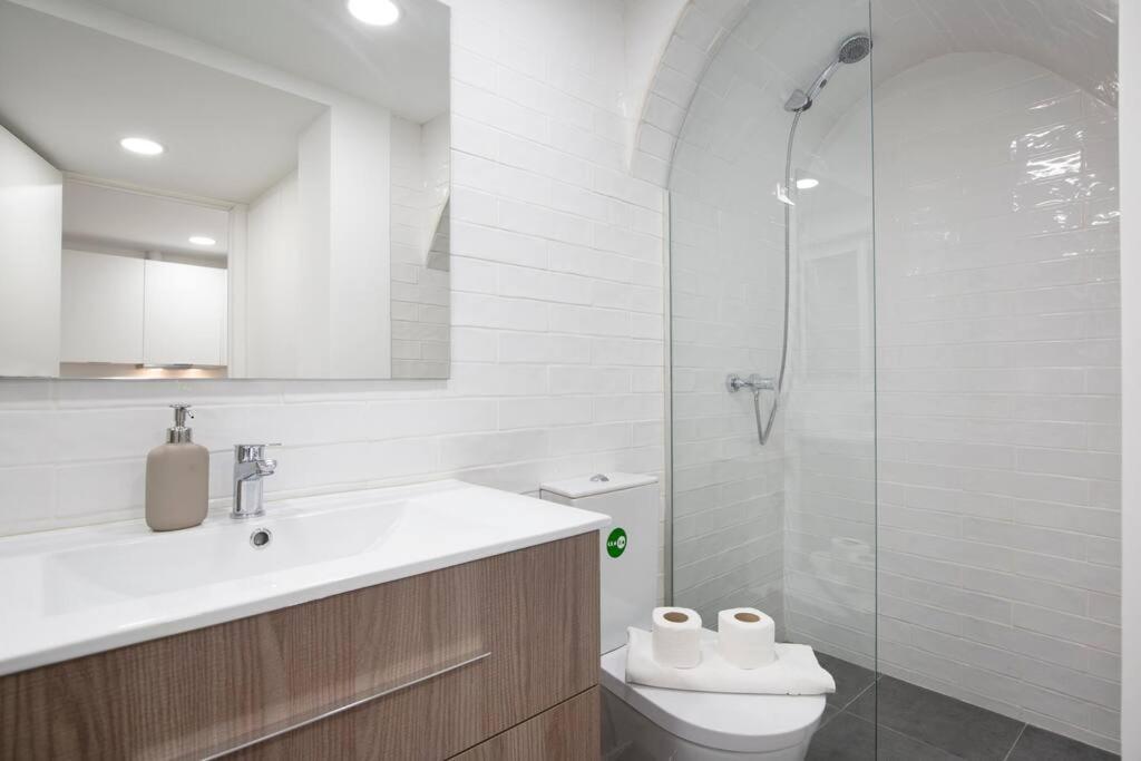 Santa Marta Cozy Apt W/ Ac Lisbona Esterno foto